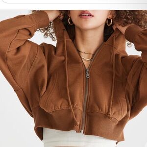 NWT Aeropostale Brown Zip-Up Cropped Hoodie. Small